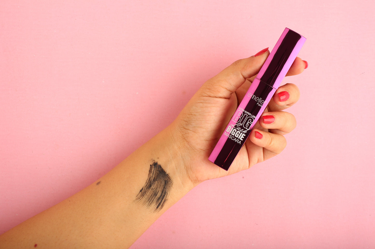 Emelie Big Lash Biggie Mascara