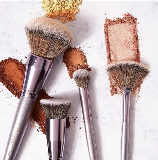 BH 15 pcs Lavish Brush Kit