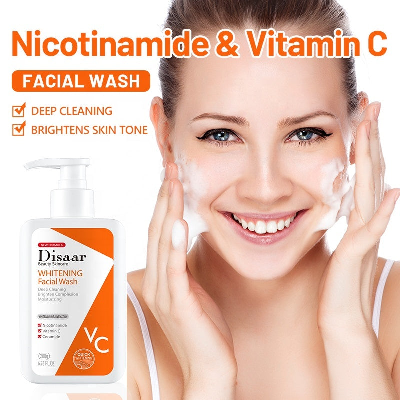 Disaar Vitamin C Face Wash