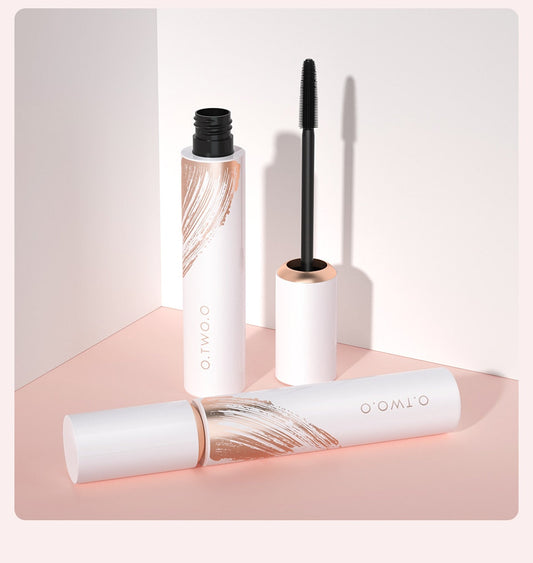 O.TWO.O LASH BOLD VOLUME LIFTING MASCARA